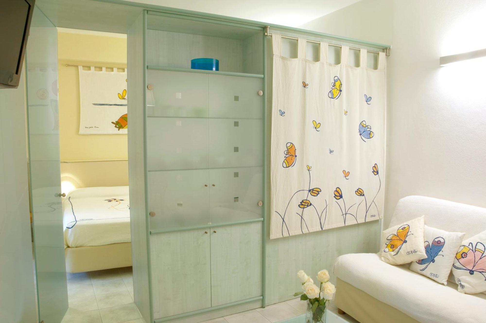 Hotel Eros Residence Червия Экстерьер фото
